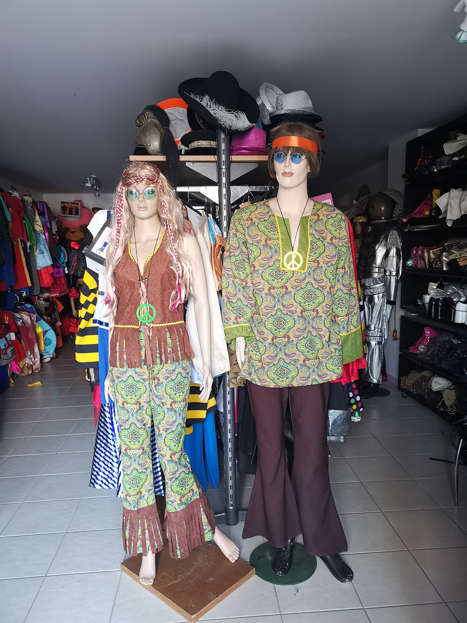 couple hippies location Déguiz et moi donnezac